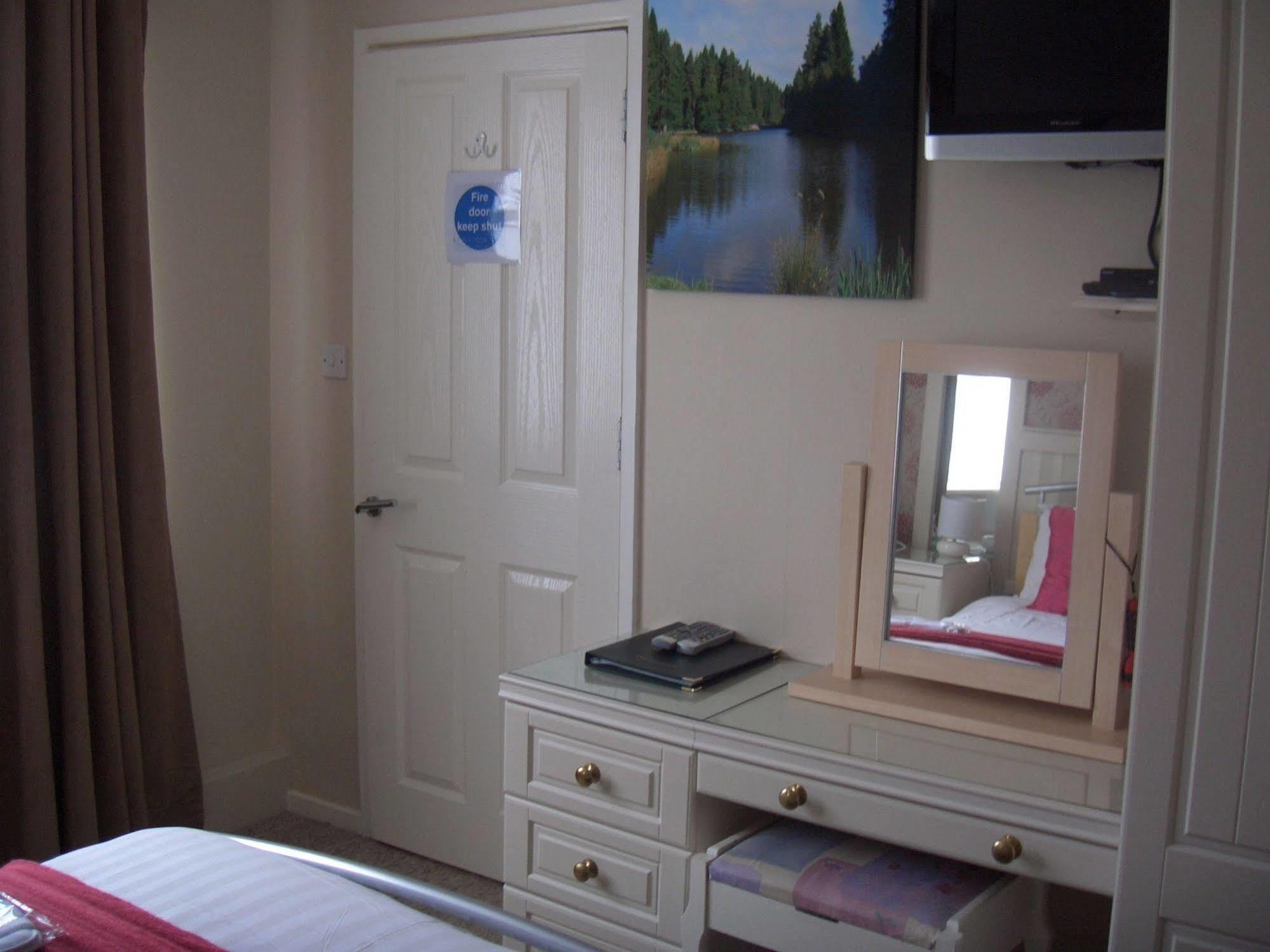 Dean Valley Panorama Bed & Breakfast Lydney Luaran gambar