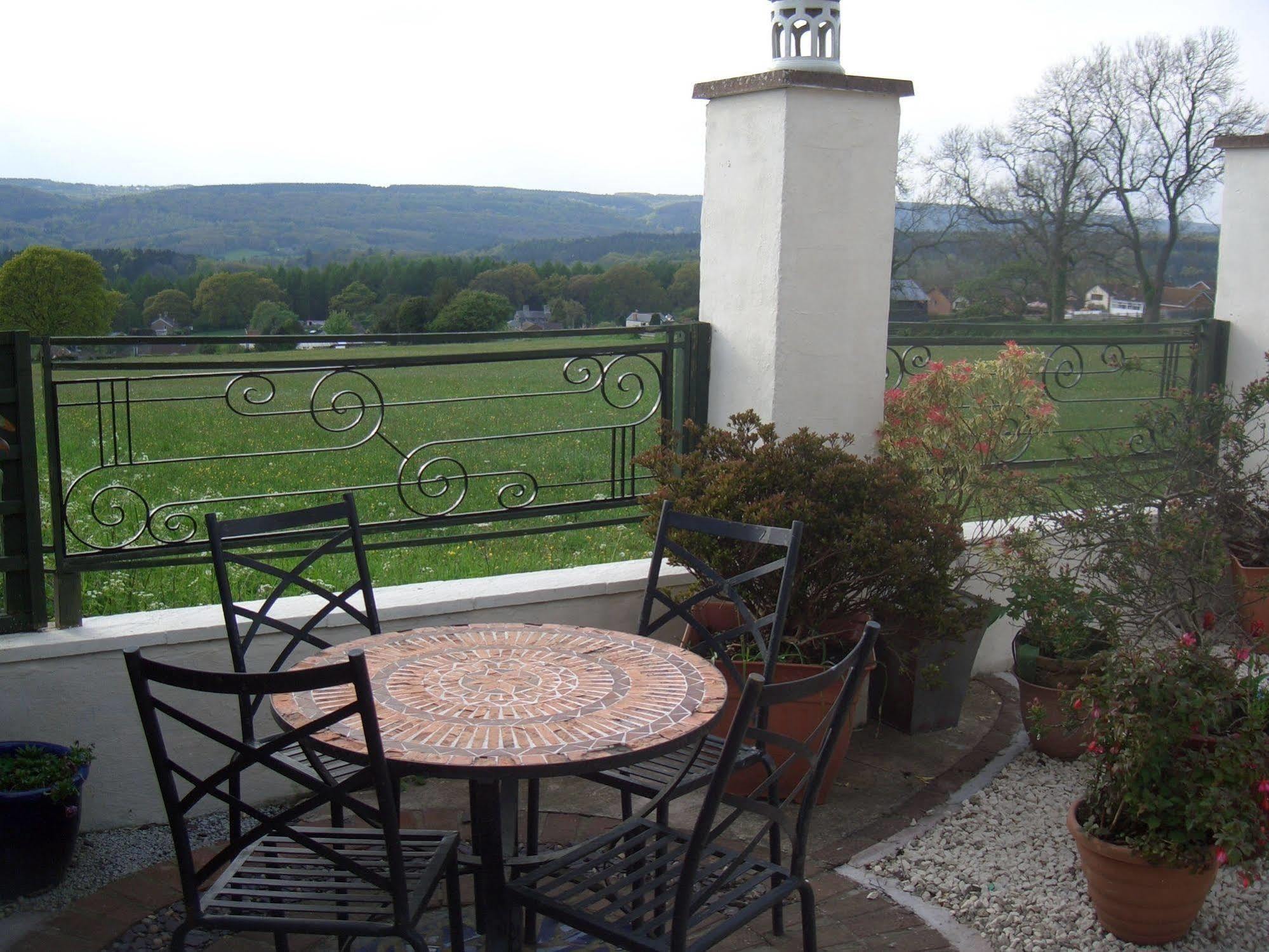 Dean Valley Panorama Bed & Breakfast Lydney Luaran gambar